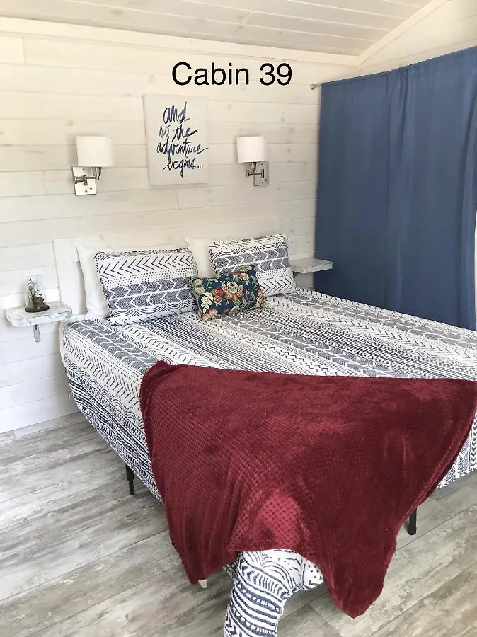 Nyaraló Lakefront Property Studio With Private Porch #39 At Long Cove Resort Charlotte