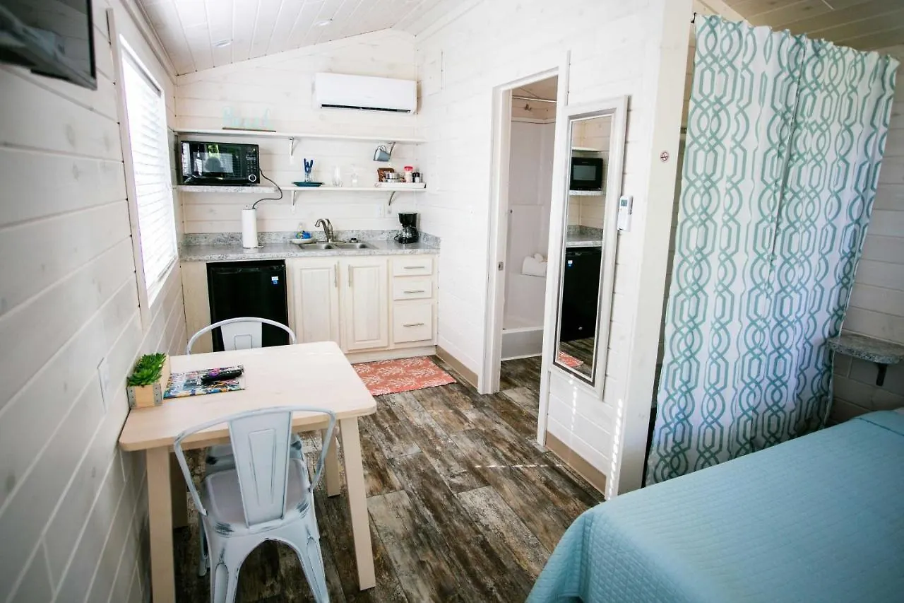 Lakefront Property Studio With Private Porch #39 At Long Cove Resort Charlotte